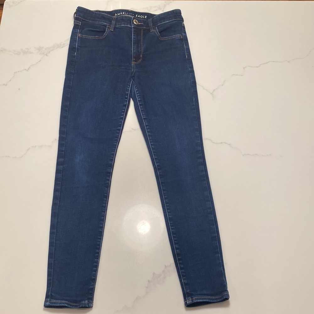 American Eagle High-Rise Jeans